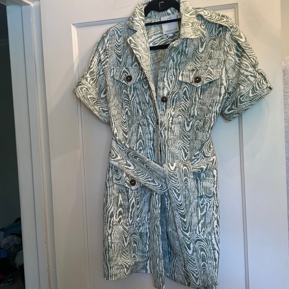 NWT C/MEO Collective Dress. Size s